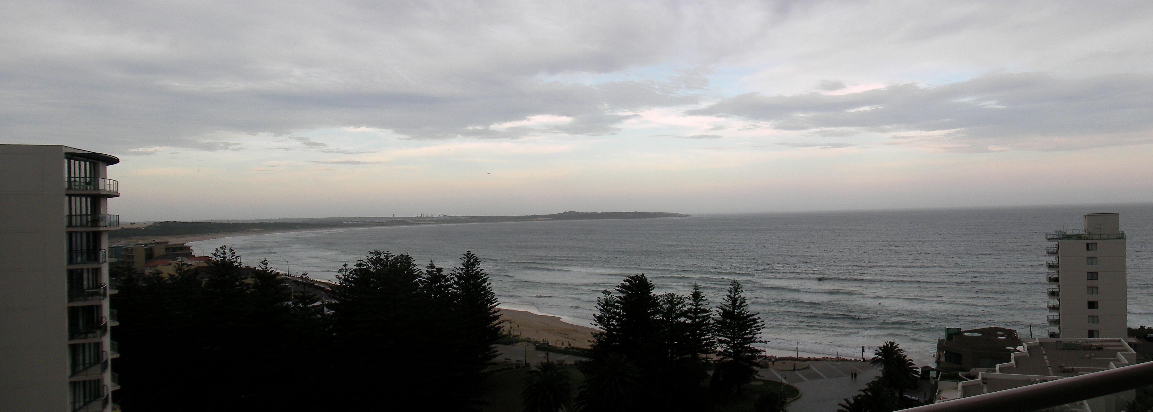 Panorama view of North Cronulla Beach from Rydges Cronulla Sydney hotel, site of NIAC2008 meeting